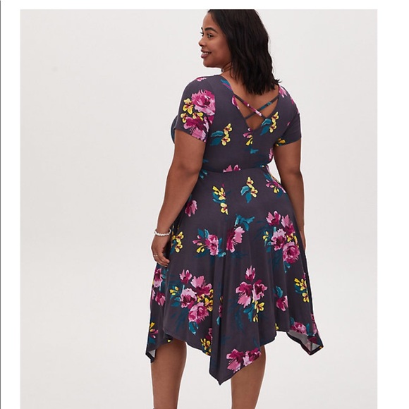 Nwt Torrid size 3 Soft Floral Handkerchief Dress - Picture 2 of 6